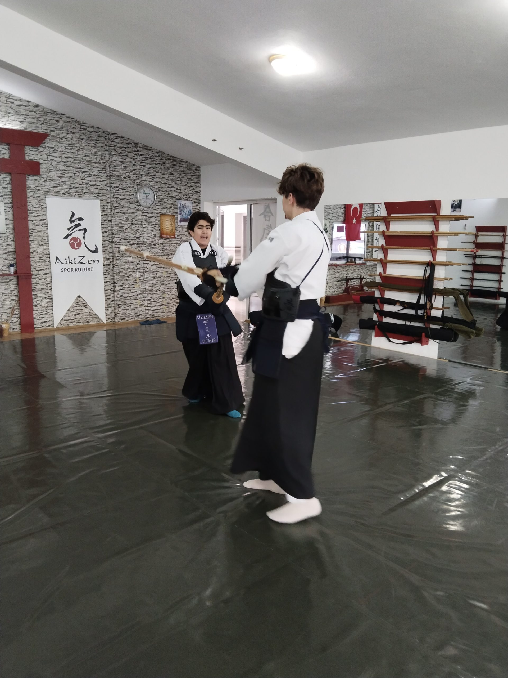 Aikizen Dojo'da Kendo antrenmanı